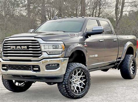 fender flares dodge ram 2500.